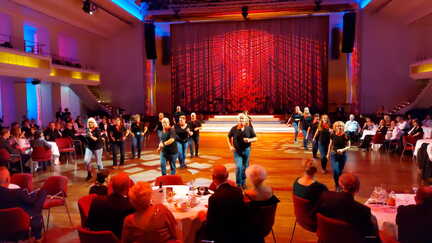 20251206 210742000 iOS 1